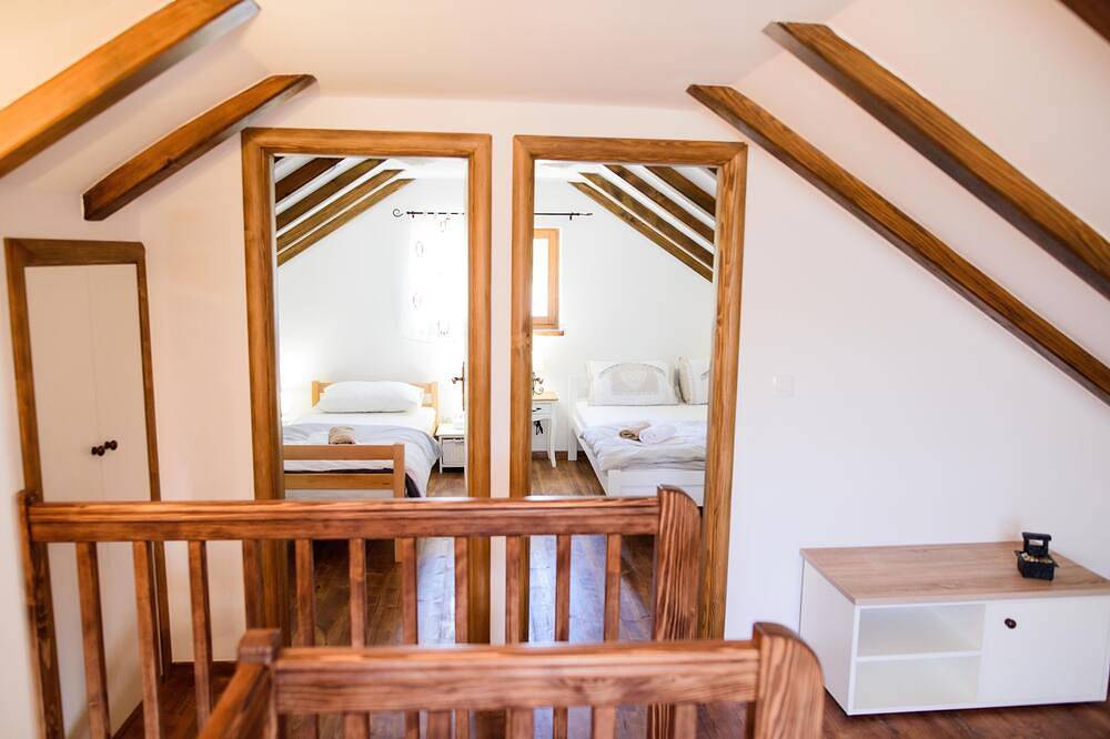 Villa G&P (St) - Two-Bedroom Villa with Private Pool in Trilj (Dalmacija), Dalmatinska zagora