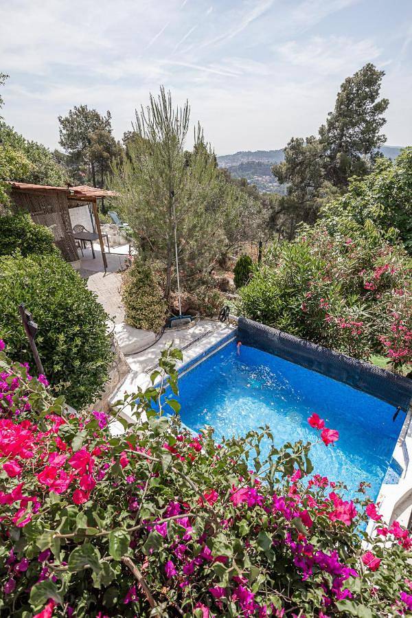 Casa de vacaciones para 6 personas, con jardín y piscina además de terraza y vistas - 1