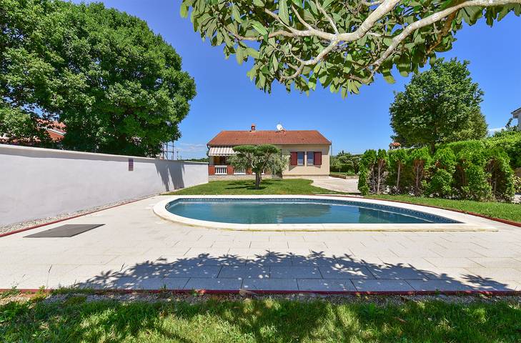 Ferienhaus für 7 Personen, mit Pool und Terrasse, mit Haustier - 1