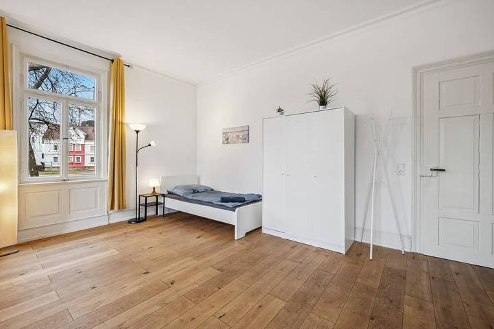 Ferienwohnung für 24 Personen, mit Balkon und Garten in Metzingen - 2