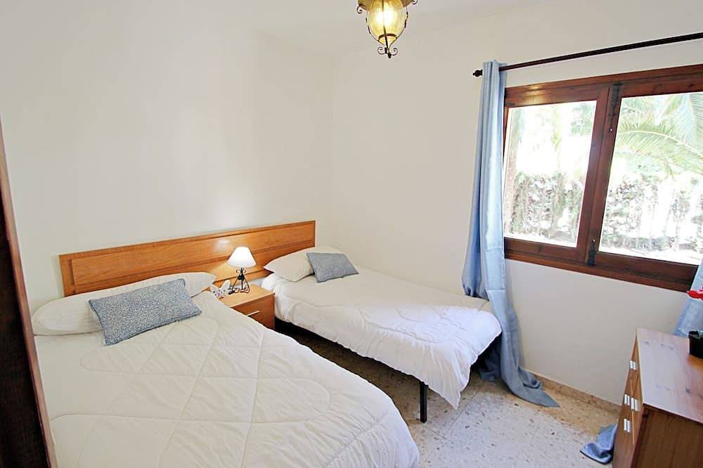 Oscar - Villa mit großem Pool und Meerblick in Benissa in Les Bassetes, Benissa