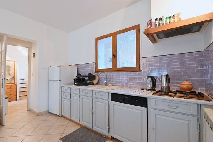 Location de vacances pour 8 personnes, avec balcon et jardin dans Parc naturel régional de la Sainte-Baume - 3