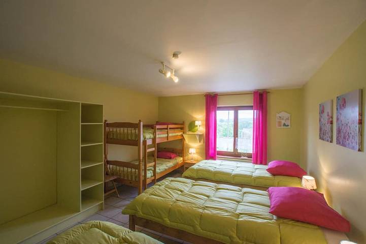 Location de vacances pour 14 personnes, avec jardin et terrasse dans Beffe - 3