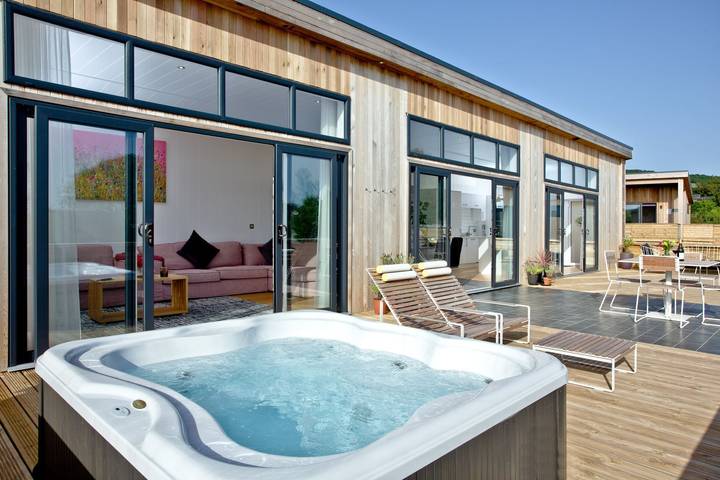Cottage for 4 people, with hot tub in Somerset