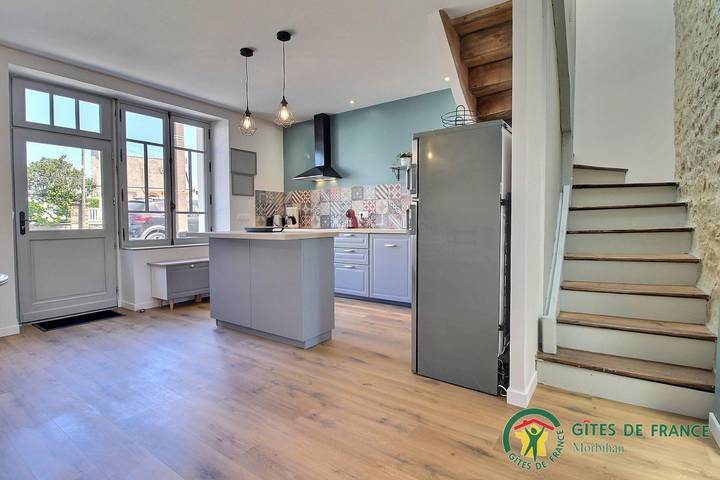 Gîte pour 6 personnes, avec terrasse ainsi que jacuzzi et jardin à Auray - 3