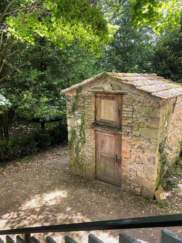 Gîte pour 8 personnes, avec terrasse ainsi que jardin et vue à Chambonas - 3