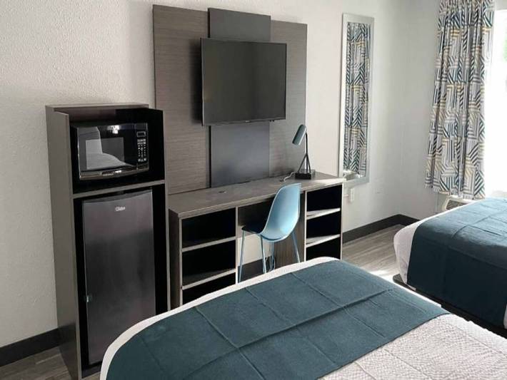 Entire apartment, 2 Beds|Access|Tub|Nsmk|Micfridg in Springdale (Columbia), Lexington County