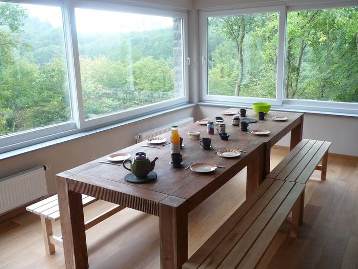 Location de vacances pour 13 personnes, avec jardin et terrasse à Onhaye - 3