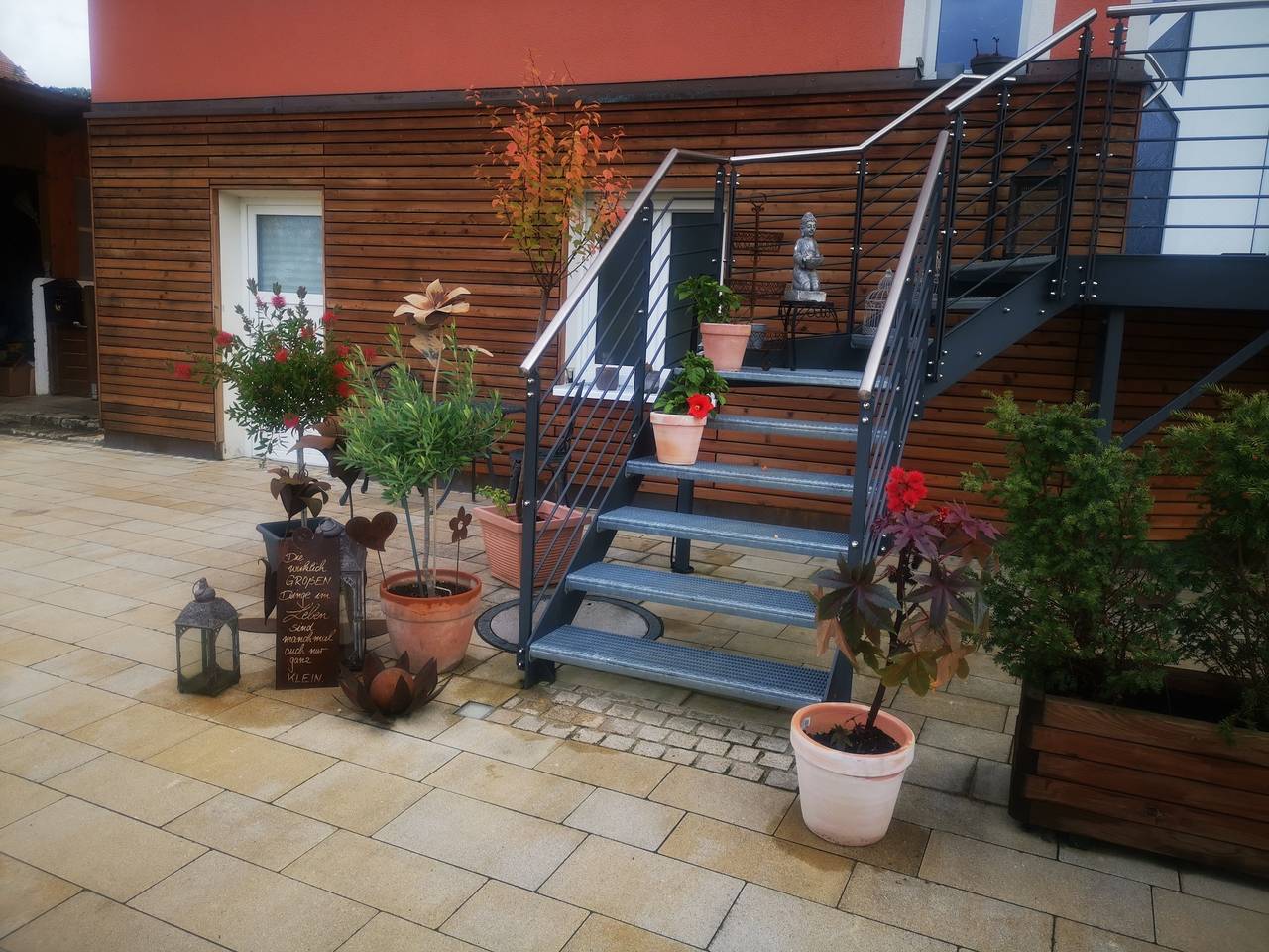 Appartement entier, Appartement 'Quiet Modern' avec piscine partagée, Wi-Fi et climatisation in Kirchehrenbach, Suisse franconienne