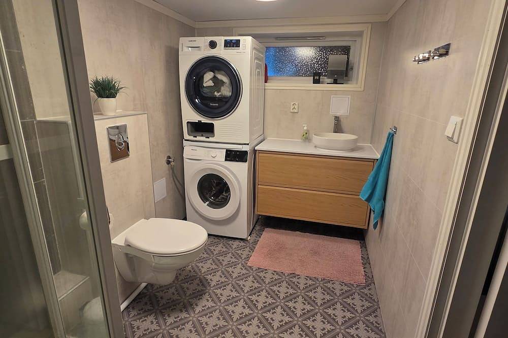 Ganze Wohnung, Nice apartment with good location, close to center and open nature! Free parking in Stavanger