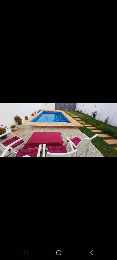 Location de vacances pour 6 personnes, avec piscine et jardin ainsi que terrasse et vue, animaux acceptés dans Imouzzer du Kandar