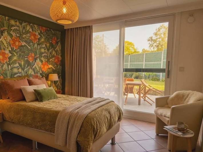 Chambre d’hôte pour 2 personnes, avec Terrasse ainsi que Jardin et Vue à Ypres - 2