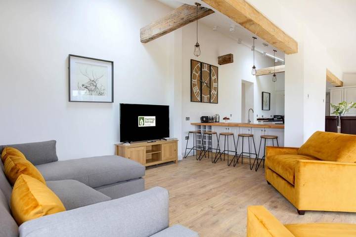 Holiday rental for 7 people, with garden and lake view in Leicestershire