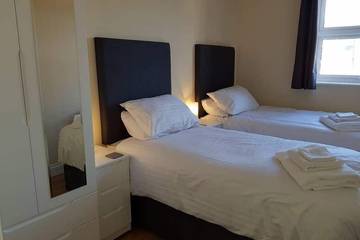 Apartment for 6 People in Southampton, South East England, Photo 1