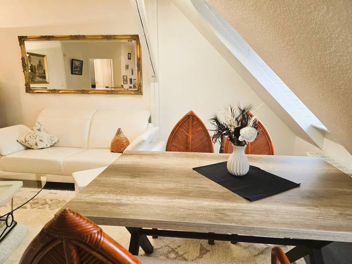 Ferienwohnung für 6 Personen, mit Sauna und Balkon sowie Garten und Whirlpool