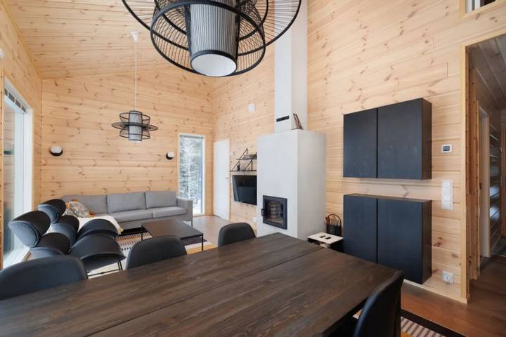 Porevillas Iso-Syöte B | Premium Ski-In Villa with Outdoor Spa in Pudasjärvi