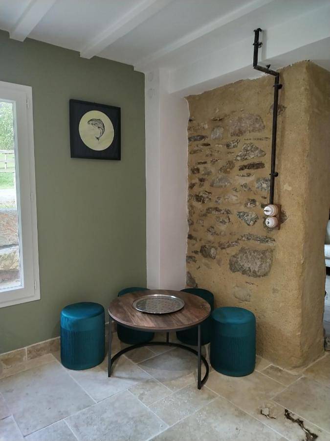 Four-Bedroom House in Saint-Céré, Lot