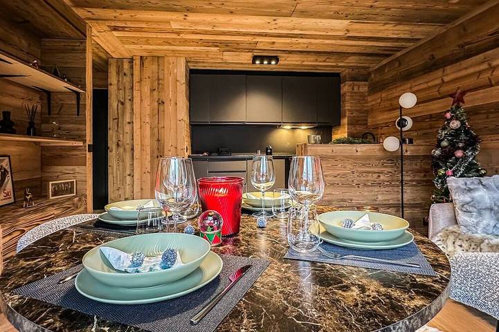 Gîte pour 4 personnes, avec balcon et jardin, animaux acceptés dans Palais Des Sports Et Des Congres Megeve