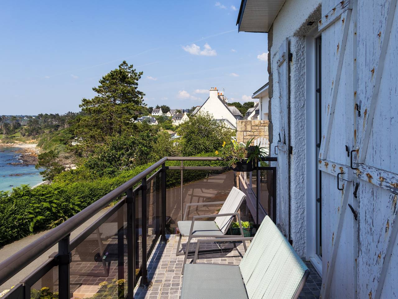 Ferienhaus 'Bellevue' mit Meerblick, privater Terrasse und Wlan in Trédrez-Locquémeau, Ceinture Dorée