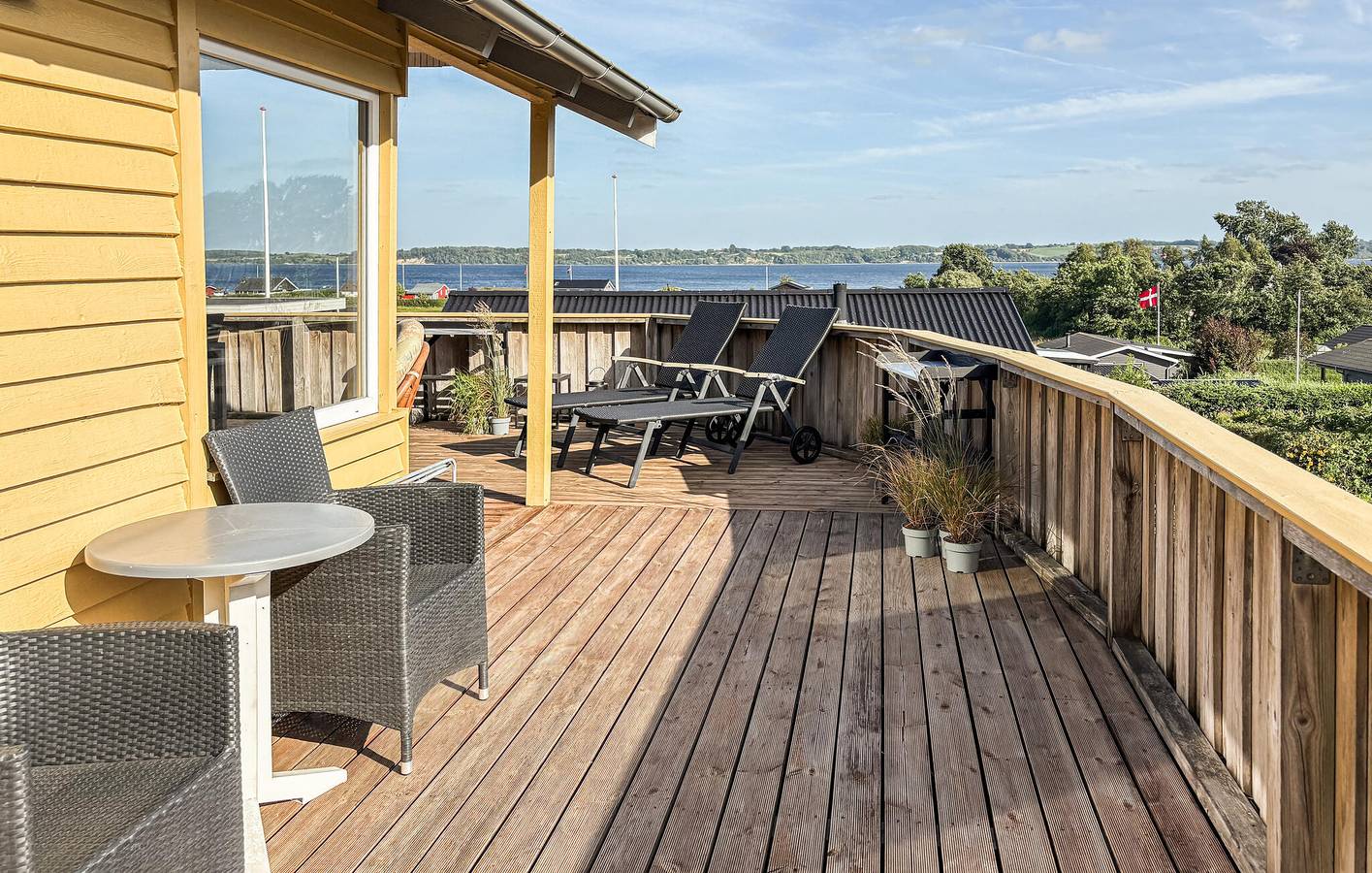 Ferienhaus für 6 Personen mit Terrasse in Skarrev, Apenrade