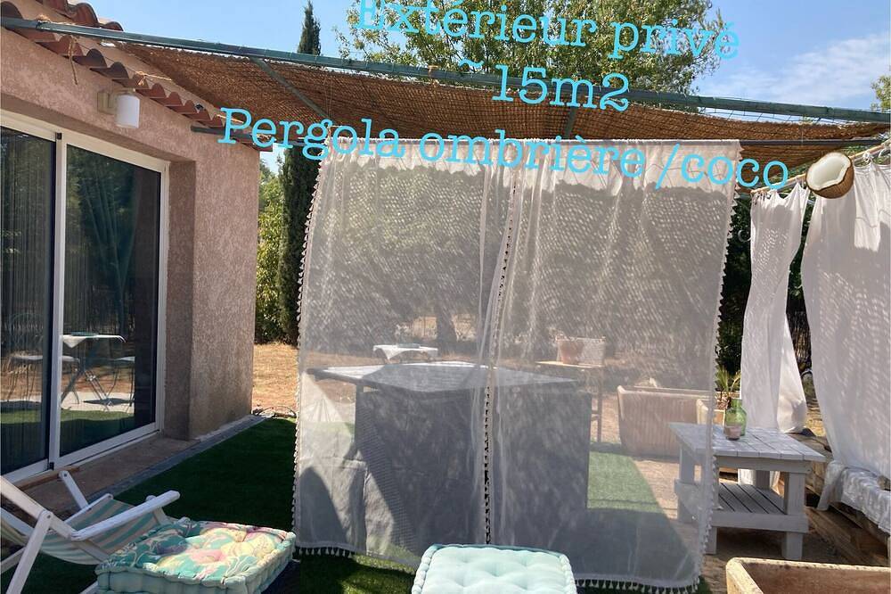 Entire apartment, Garden level Studio8 Cosy~Pool~Garden in Le Cannet-des-Maures, Draguignan region
