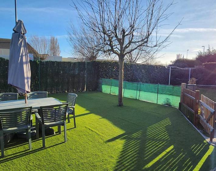 Camping voor 6 personen, with Terras and Tuin as well as Zwembad and Uitzicht in Koksijde