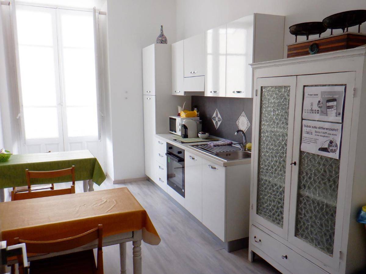 Double Room with Private External Bathroom in Patti, Province de Messina