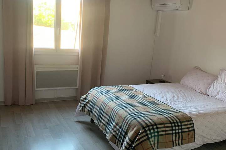 Location de vacances pour 5 personnes, avec terrasse et jardin à Montségur-sur-Lauzon - 2