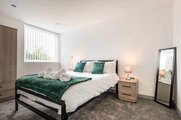 Apartment for 2 People in Leeds, West Yorkshire, Photo 2