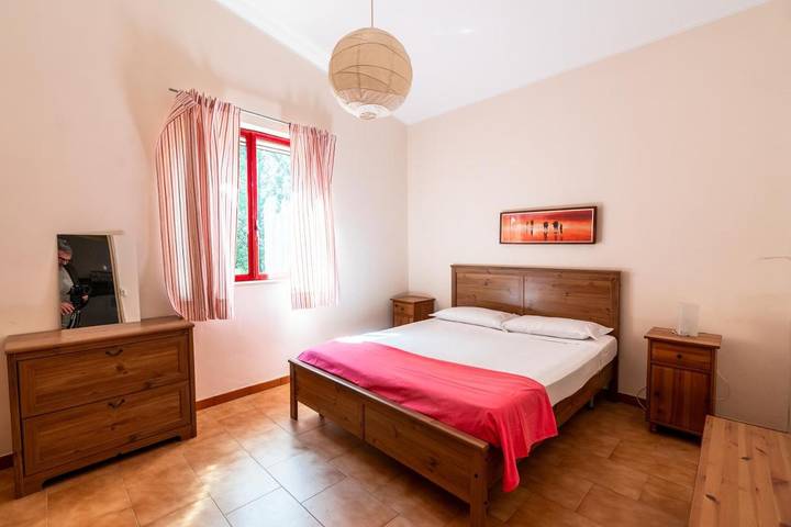 Gîte pour 8 personnes, avec terrasse et jardin à Andria - 2