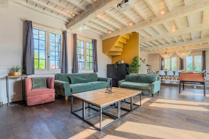 Gîte pour 14 personnes, avec terrasse à Sainghin-en-Mélantois - 2