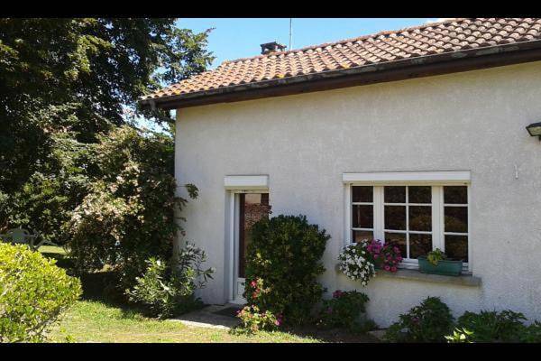 Location de vacances pour 4 personnes, avec jardin à Luglon - 2