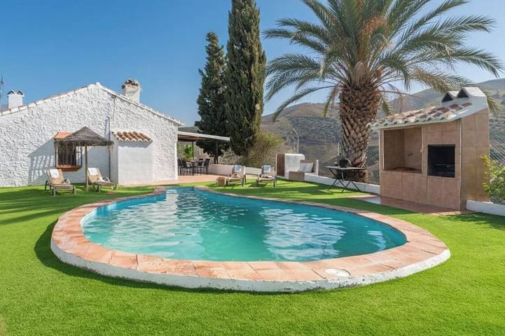 Chalet para 4 personas, con terraza y jardín - 1