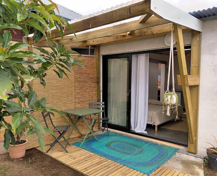 Appartement de vacances pour 2 personnes, avec jardin ainsi que terrasse et vue