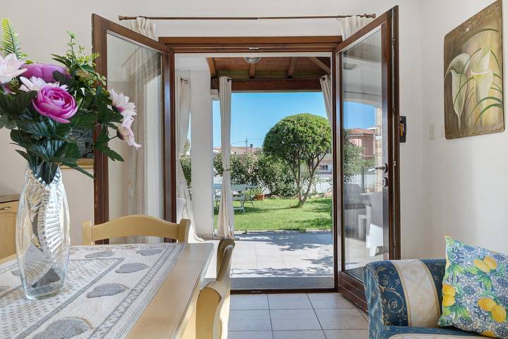 Casa Vacacional 'Fiorita' con Wi-Fi y Aire Acondicionado in Budoni, Olbia-Tempio