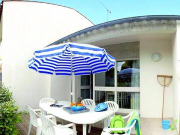 Camping für 6 Personen in Sainte-Marie-de-Ré, Côte des Fleurs, Bild 1