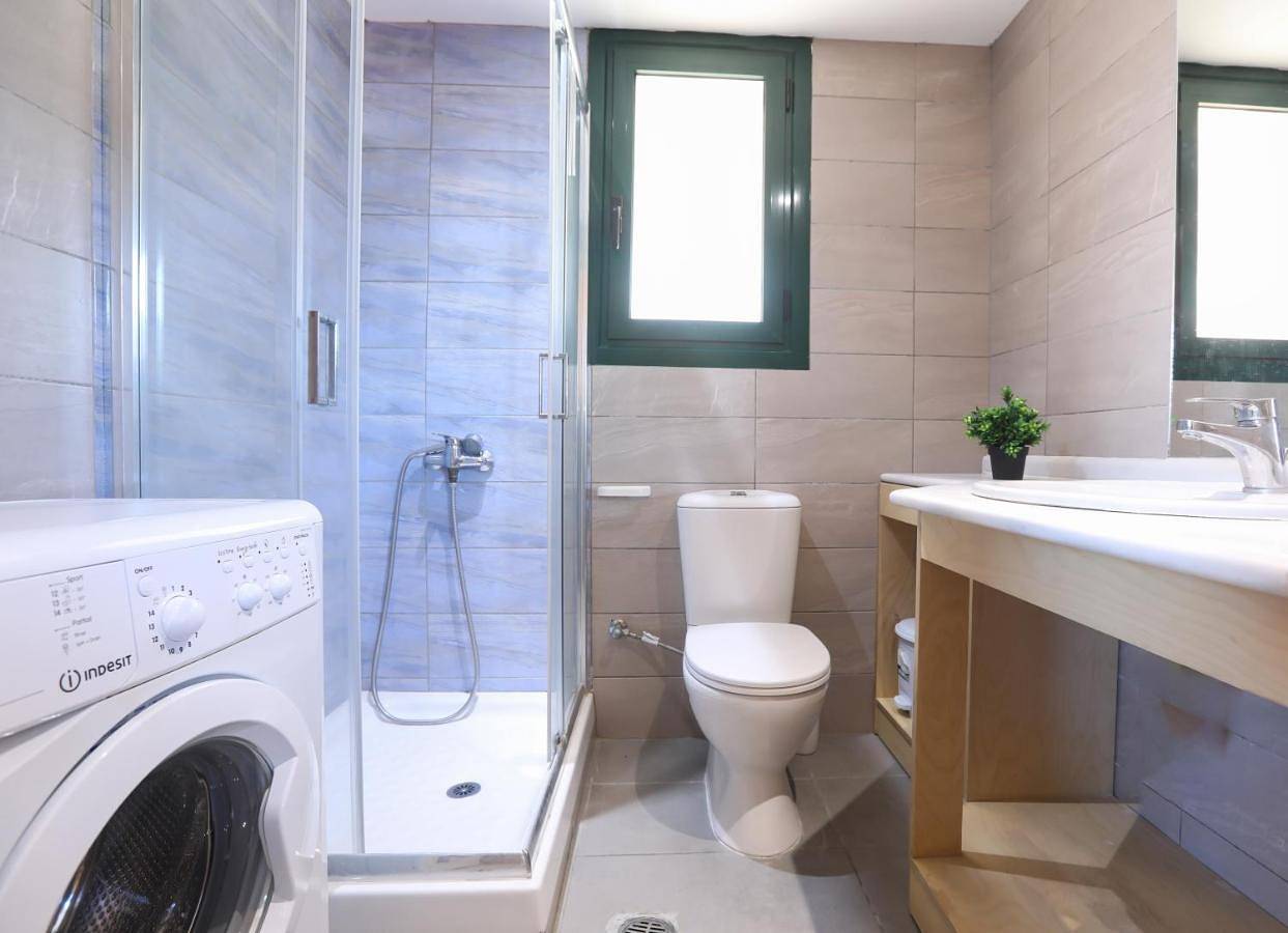 Kerkyra Studios & Apartments in Benitses, Corfu, Corfou
