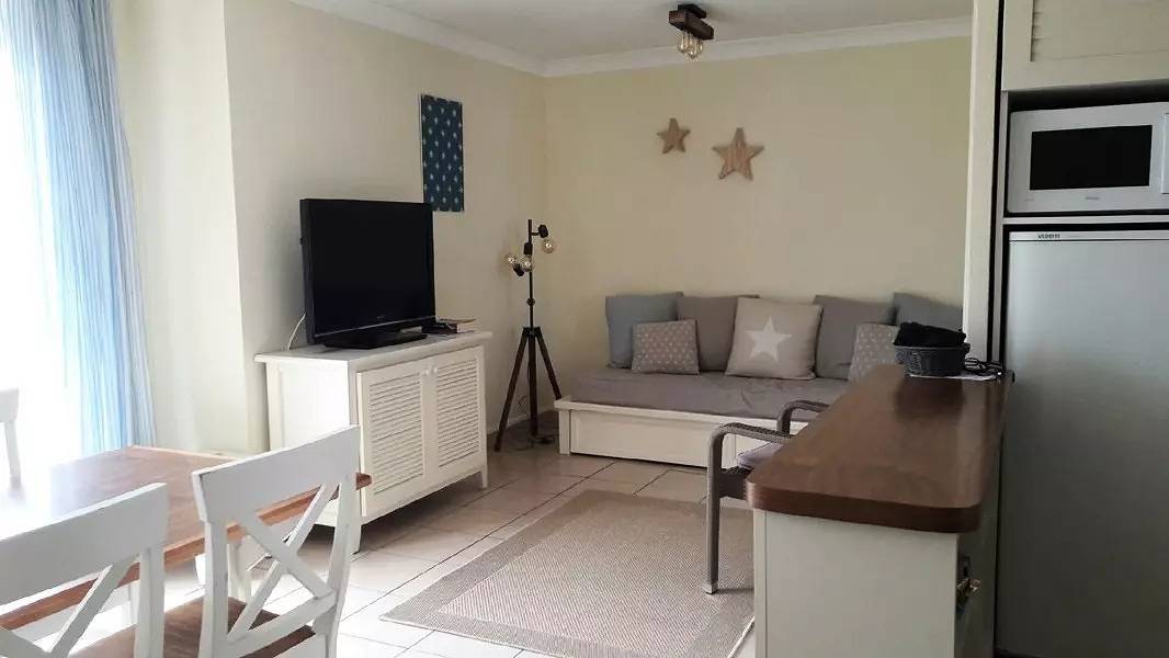 Entire apartment, 6 pers apartment, sea view, Blue Marine residence with swimming pool in Lacanau ocean in Lacanau Ocean, Lacanau