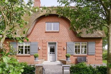 Ferienhaus für 6 Personen, mit Sauna und Terrasse sowie Garten in Süderende