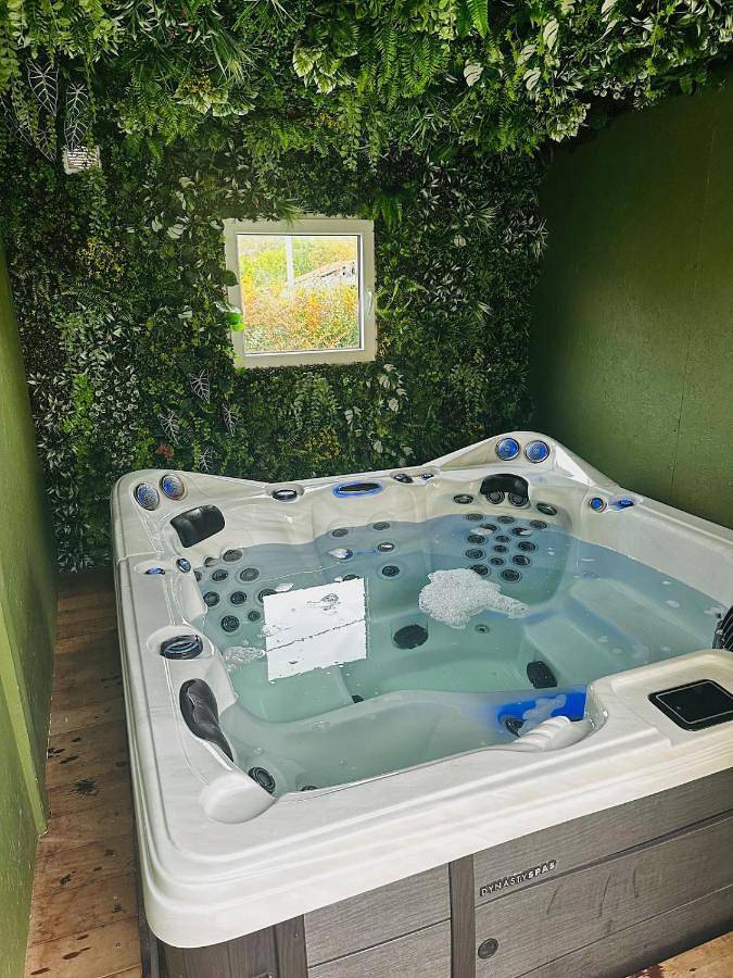 Appartement de vacances pour 2 personnes, avec jacuzzi ainsi que piscine et terrasse - 1