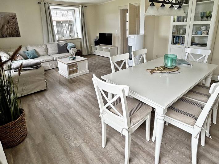 Ferienhaus für 6 Personen, mit Terrasse und Garten in Hörnum - 4