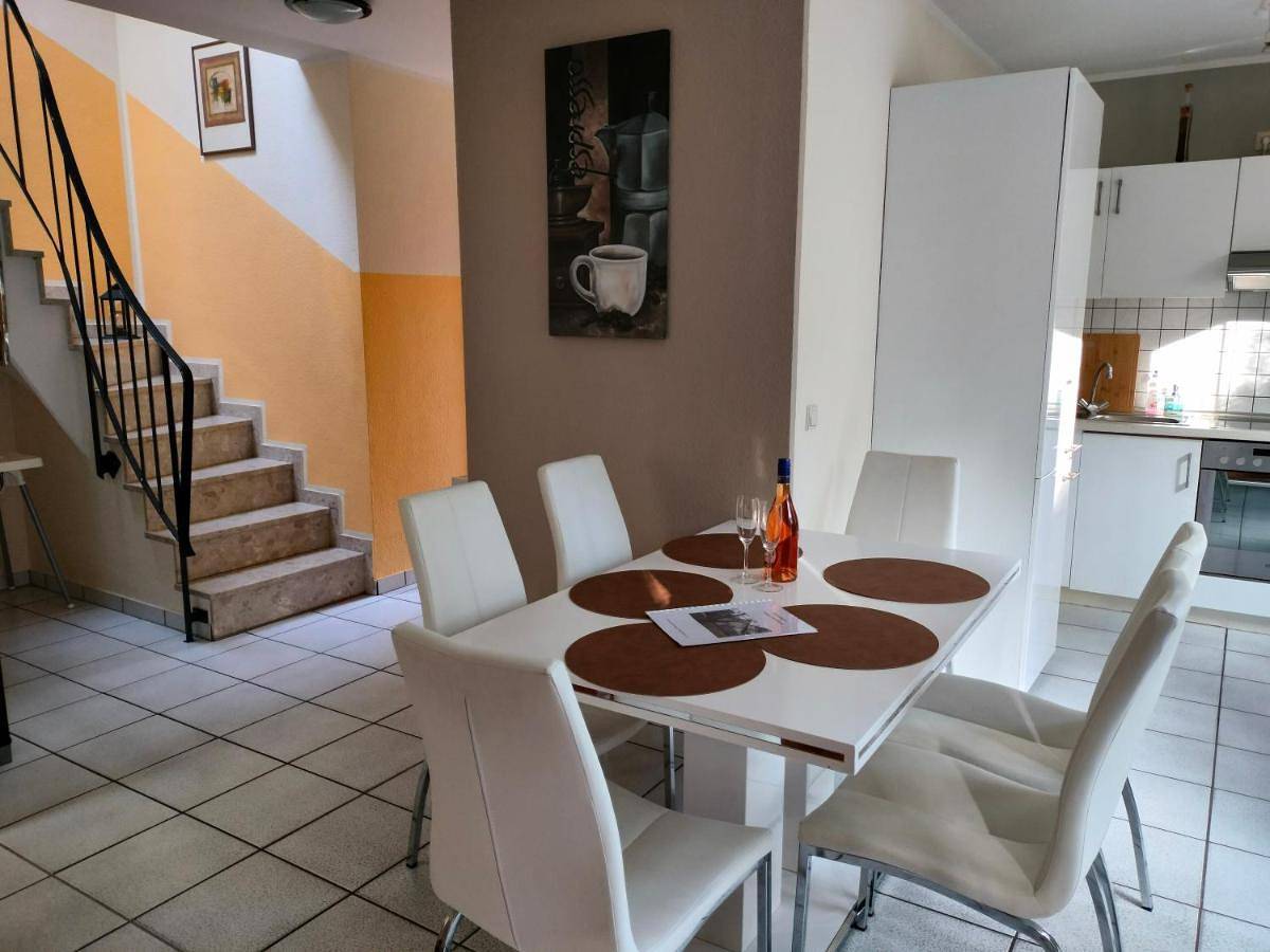 Three-Bedroom House in Fünfseen, Plauer See