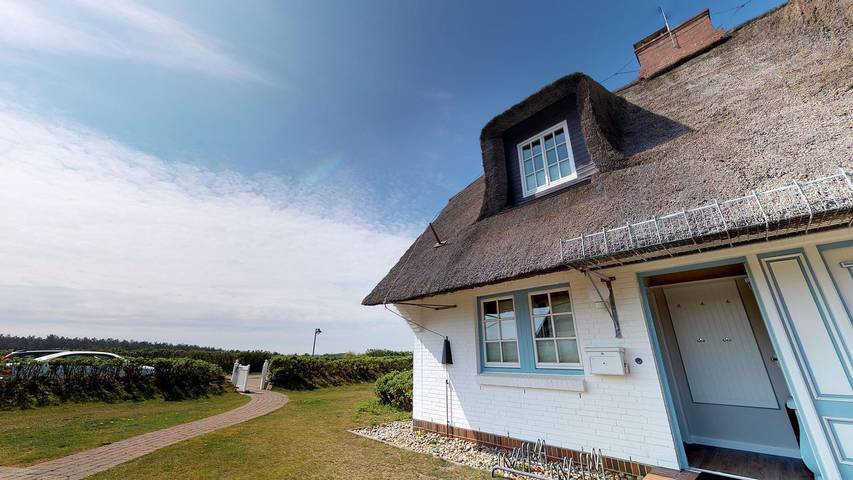 Ferienhaus "Landhaus Arnika 01" in Wenningstedt, Sylt