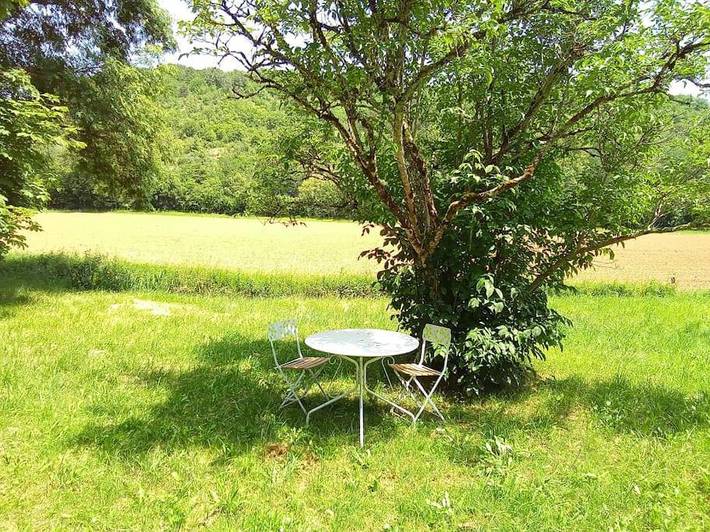 Gîte pour 2 personnes, avec Terrasse à Bélaye - 4