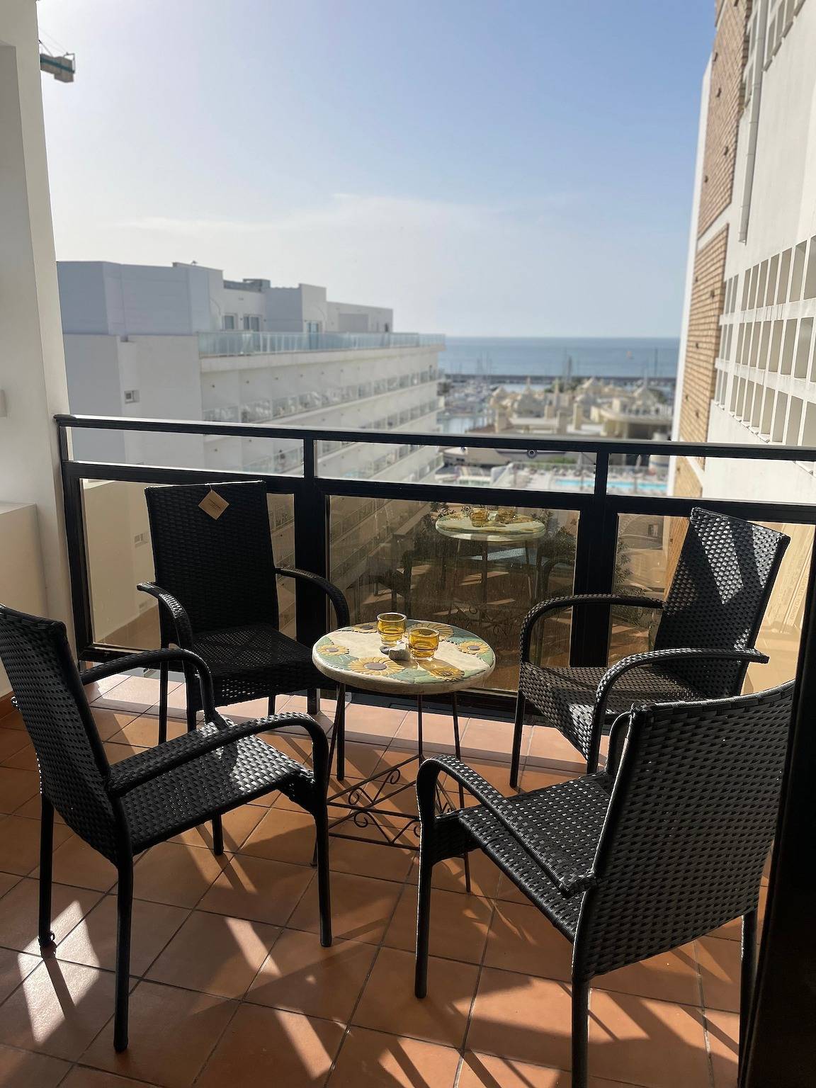 Entire apartment, Apartment 'Marina View Benalmadena' with Sea View, Shared Pool and Air Conditioning in Benalmádena Costa, Benalmádena