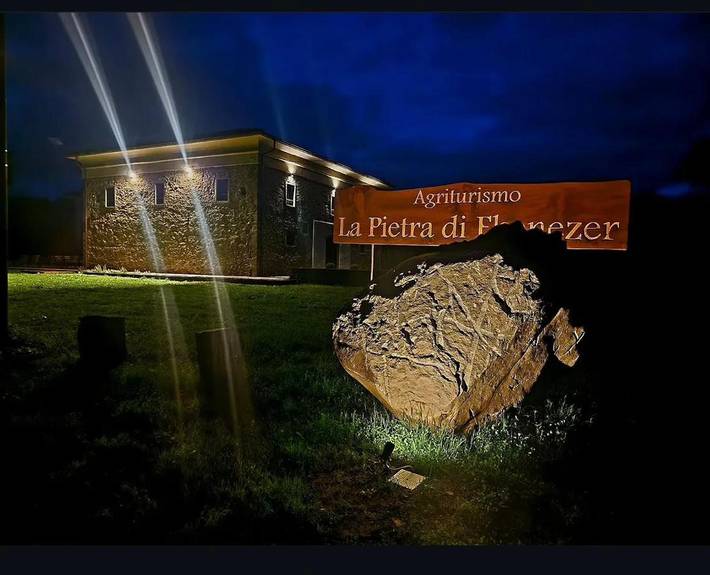 Casa vacanza per 2 persone, con Terrazza e Giardino nonché Panorama a Villafranca in Lunigiana