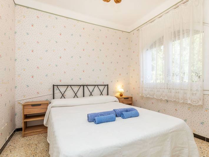 Ganze Wohnung, Cathy in Llanca, Oberampurien