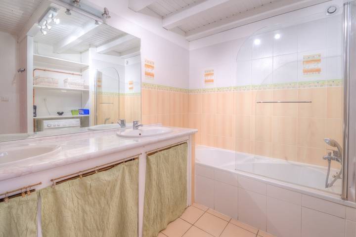 Ferienhaus für 8 Personen mit Balkon in Sévérac-l'Église, Aveyron