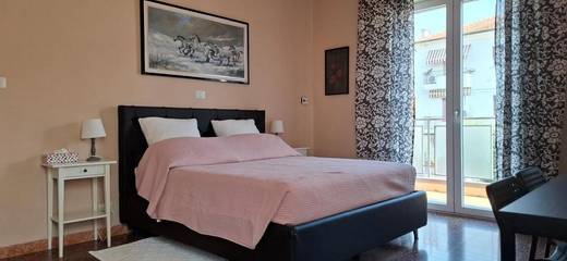 Gîte pour 2 personnes, avec jardin et balcon à Imola