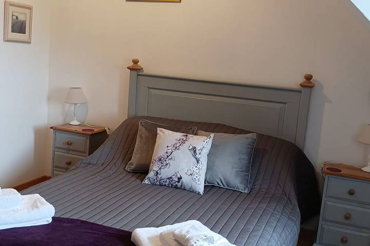 Gîte pour 6 personnes, avec jardin et piscine à Melgven - 2